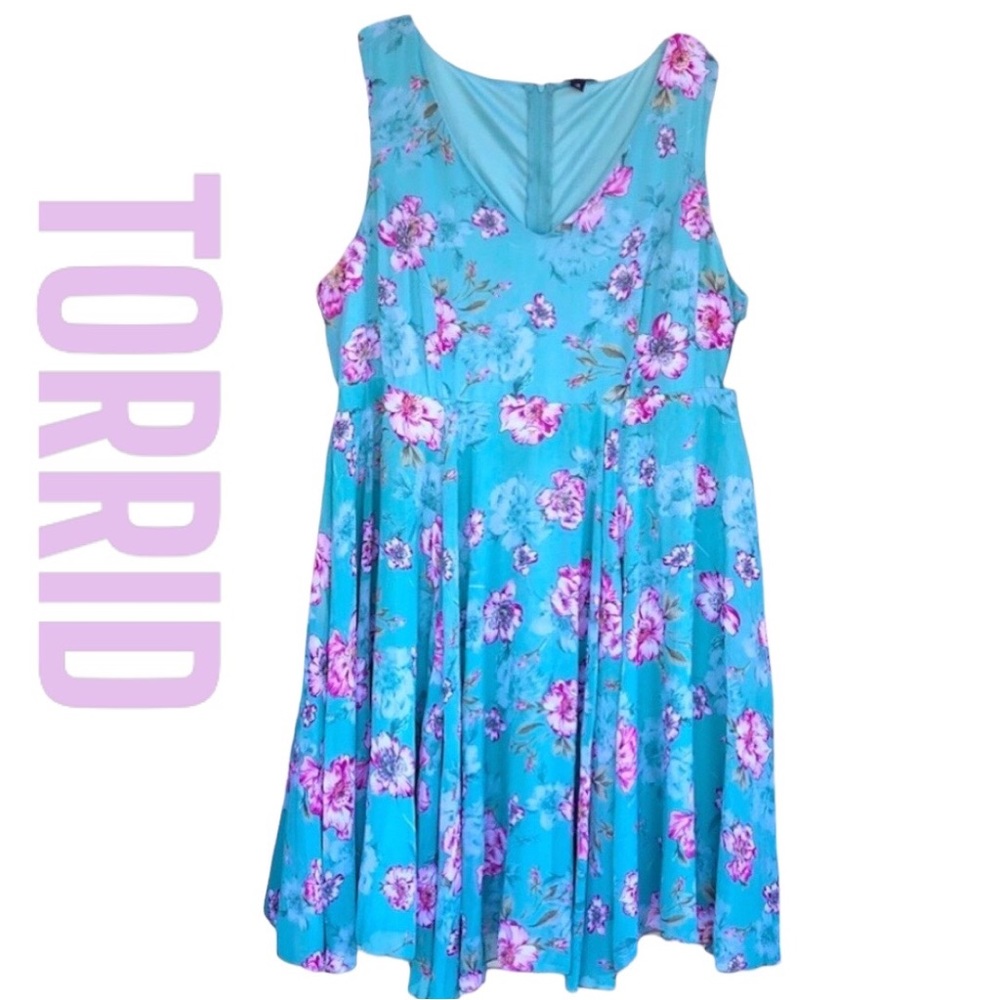 TORRID Dress style A SZ 18 plus